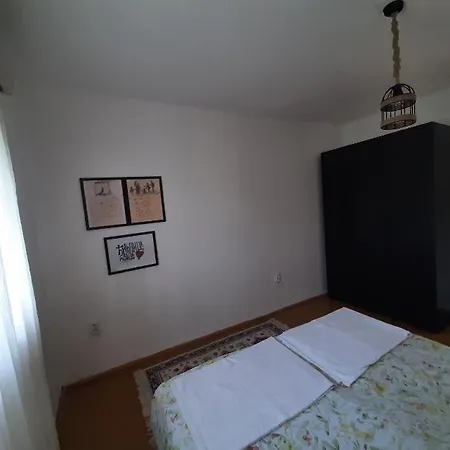 Feriehus Simina Kuca *